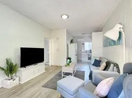 The Cosy Corner - Your Chic Adelaide Base