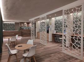 Residence Quadrifoglio: Cervia'da bir apart otel