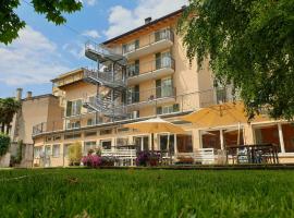 Ostello Città di Rovereto, hotel a Rovereto