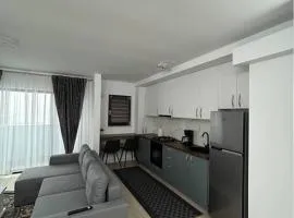 Apartament 3 camere zona Areni complex nou