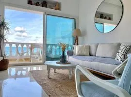 4 pieces avec balcon sur la mer