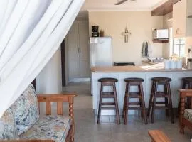 Country Side Cottage @ Low's Creek