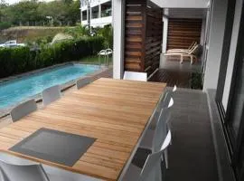 beautiful modern 200 m2 apartment with private pool