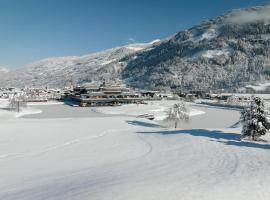 Sportresidenz Zillertal - 4 Sterne Superior, hotel com piscinas em Uderns