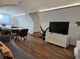 The Modern Cave Lodge - ComfyHome Apartments Stuttgart, σαλέ στη Στουτγκάρδη