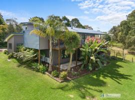 Bird Sounds, Rhyll, holiday home in Rhyll