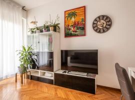 [Bijoux Como] Elegante Next To Piazza Volta