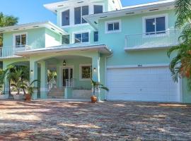 Palm Harbor, hotel with pools in Tavernier