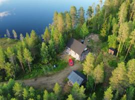 Impiö에 위치한 주차 가능한 호텔 Big, athmosperic cottage!