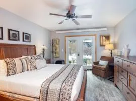 Ground Floor on River Trail, Walk to Ski condo