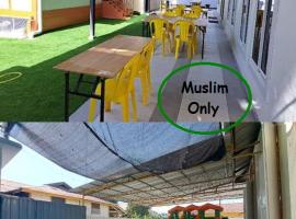 Esah Best INN, homestay sa Muar