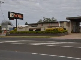 Warwick Motor Inn