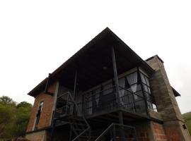 Utopía - Cabaña de Montaña, hotel v mestu Las Juntas