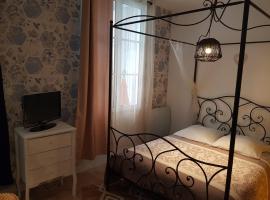 La suite du Docteur Privey, bed and breakfast v destinaci Tournus