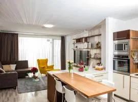 Forest Park Garden Apartment