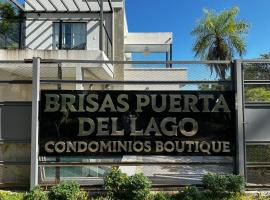 Puerta del Lago, hotel en San Bernardino