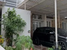 VIKA Villa Kayana Kota Batu