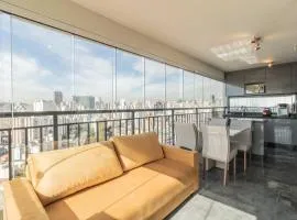 Flat surpreendente 4 pessoas em condomínio moderno 02 suites climatizados