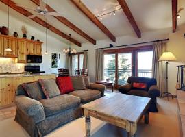 Timberline Condominiums 3 Bedroom Deluxe unit C3A, apart-hotel em Snowmass Village