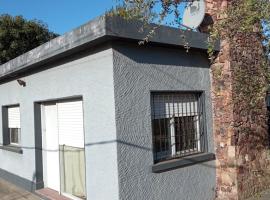 Lo de mirella, Hotel in La Paloma