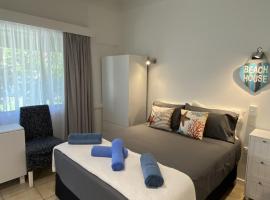 COST EFFECTIVE ISLAND ESCAPE! Studio Unit, Nelly Bay: Nelly Bay, Magnetic Island National Park yakınında bir otel