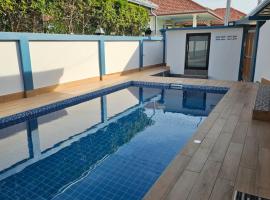 Pool Villa Baan Sanook Cha-am, cheap hotel in Cha Am