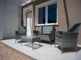 Casa Bijou, villa in Pula