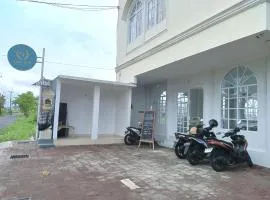 Casa Rani Beach Inn