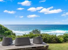 Waters Edge - beachside home near Rennies Beach