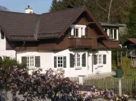 Ferienhaus Waxenstein, hotel v destinaci Garmisch-Partenkirchen