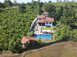 Peaceful Villa with pool near Hikkaduwa