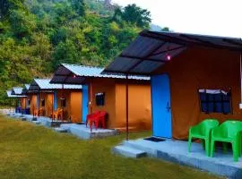 Riverside Glamping By StayApart x Elephant Brook