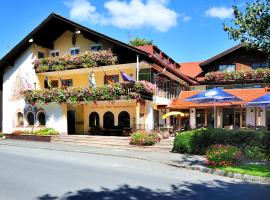 Landhotel Böld Oberammergau, hotel near Glentleiten Open Air Museum, Oberammergau