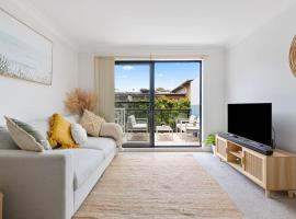 Trendy Enchantment on Sydney's Northern Beaches, accommodation in Sydney