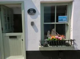 Drift Cottage - Fisherman's Cottage Brixham harbour