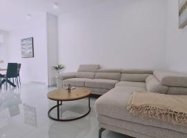 STAY Elysian House, Ferienhaus in Limassol