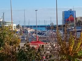 MER indigo & FLAMANTS Roses vue mer 5mn plage et parc des expositions Arena aeroport