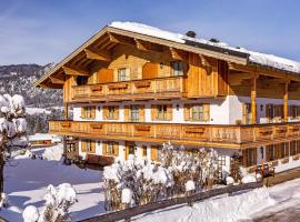 Demelhof, hotel dicht bij: Benz-Eck Ski Lift, Reit im Winkl