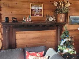 Le petit chalet sur le lac, holiday rental in Sainte-Marguerite