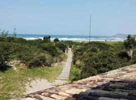 Pousada Recanto das Ondas, hotel di Garopaba