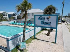 Sea Foam Suites, hotel in Panama City Beach