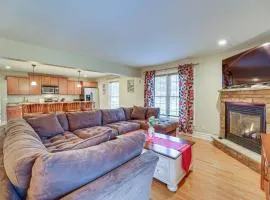 Ellicottville Townhome with Hot Tub about 2 Mi to Skiing