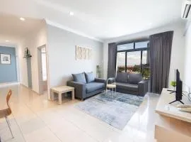 Golden View Serviced Apartments