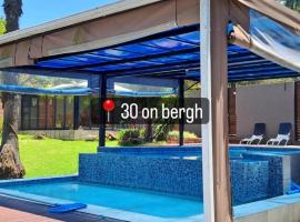 30 on Bergh, cabin in Louis Trichardt