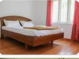 Rose villas, hotel in Athirappilly