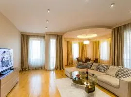 Luxury Landing