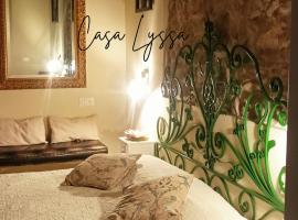 Lyssa Holiday Apartments, viešbutis su sūkurinėmis voniomis Taorminoje