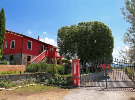 Agriturismo L'Elce: Bolsena'da bir otel