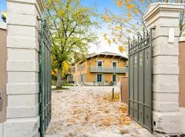 La Villa Serenna - Appt avec jardin, 15 mn de Lyon