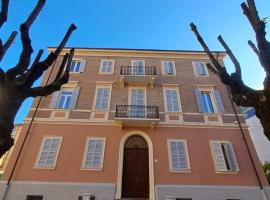 Residence del Centro, serviced apartment in Modena